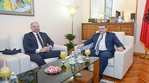 Guvernatori Sejko në takim me Ambasadorin e Mbretërisë së Norvegjisë në Shqipëri, rezident në Prishtinë, SH.T.Z. Jens Erik Grøndahl